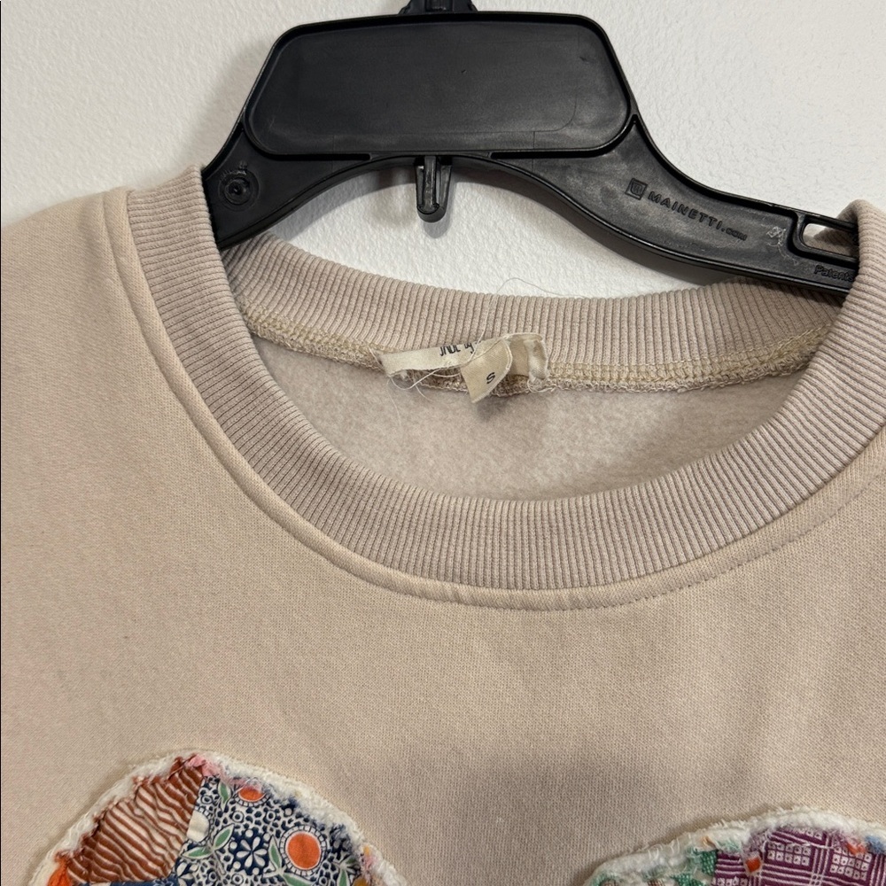 Jade by Jane Beige Cream Patchwork Sweatshirt Colorful Heart Patch Oversized Fit - Picture 5 of 9